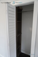 3420 N Seminary Ave, Unit 2F in Chicago, IL - Foto de edificio - Building Photo