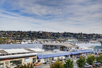 2125 Westlake Ave N in Seattle, WA - Building Photo - Building Photo