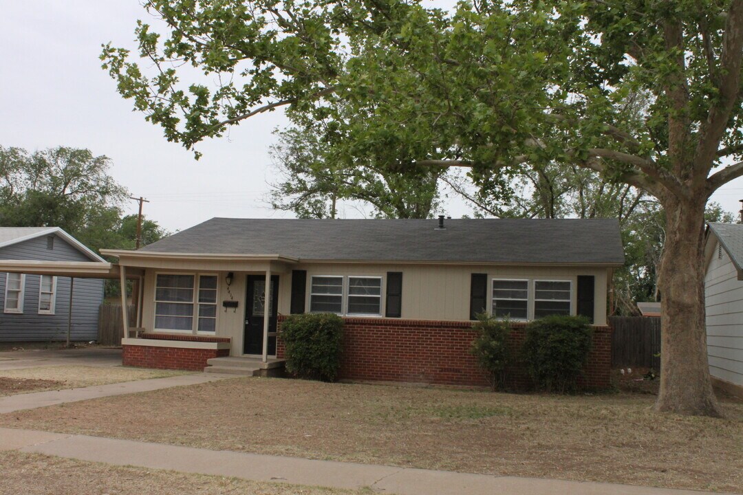 4414 45th St in Lubbock, TX - Building Photo