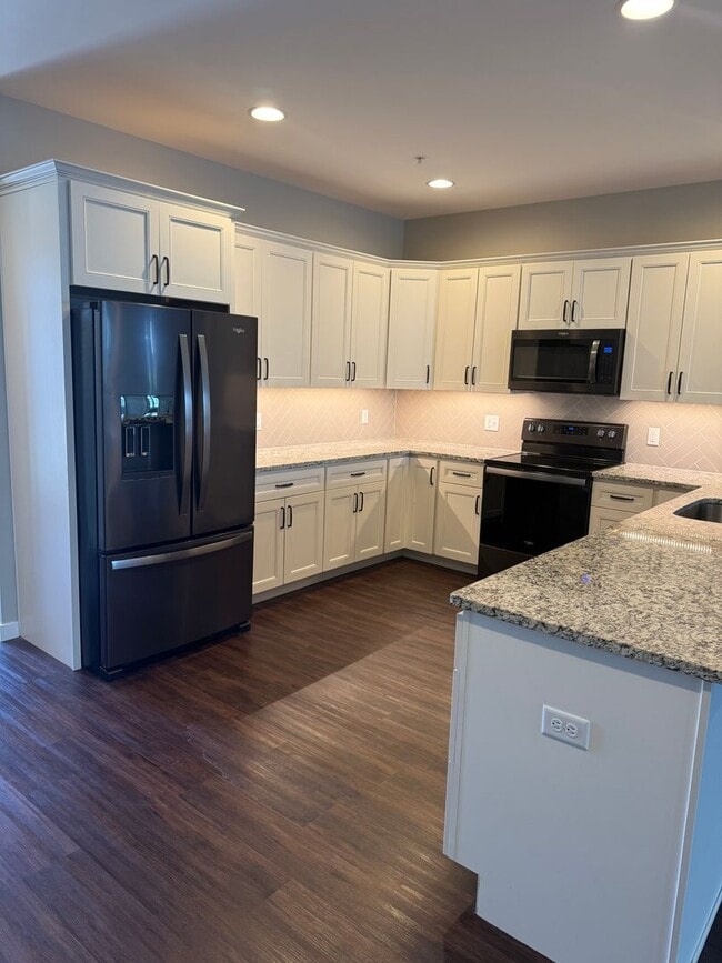 122 Cardinal Dr in Shippensburg, PA - Building Photo - Building Photo