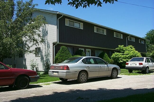 property at 137 Greenwood Ave