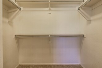 15304 W Wethersfield Rd in Surprise, AZ - Building Photo - Building Photo