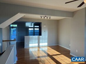 2174 Lockwood Dr in Charlottesville, VA - Building Photo - Building Photo