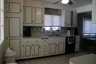 20 Westchester Dr in Bristol, CT - Building Photo - Building Photo