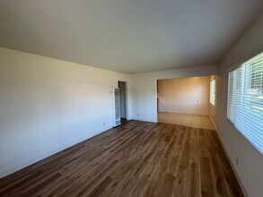 236 Carlton Ave in Los Gatos, CA - Foto de edificio - Building Photo
