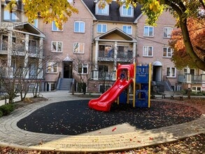 75 Weldrick Rd E in Richmond Hill, ON - Building Photo - Building Photo