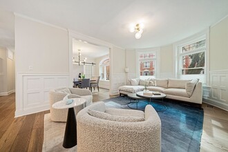 15 Strathmore Rd in Brookline, MA - Building Photo - Building Photo