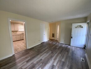 516 Highland Ave in Hampton, VA - Building Photo - Building Photo