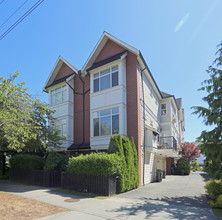 1521 Belcher Ave in Victoria, BC - Building Photo - Building Photo