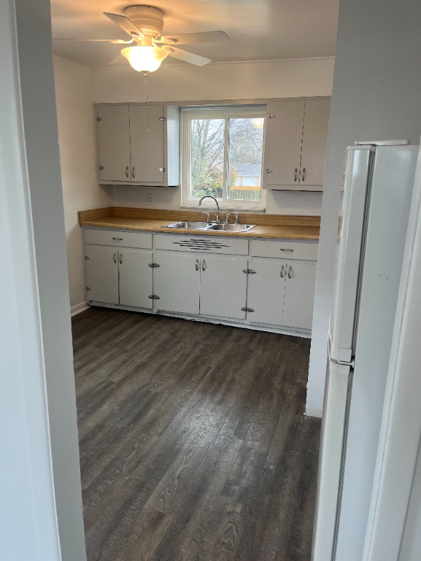102 E 4th St, Unit B