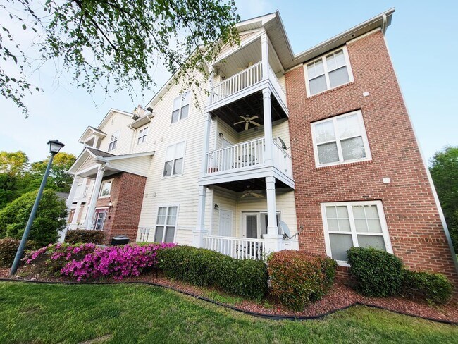 339 Westbend Dr in Charlotte, NC - Building Photo - Building Photo