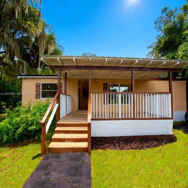 260 Old Hwy 17 in Pomona Park, FL - Building Photo - Building Photo