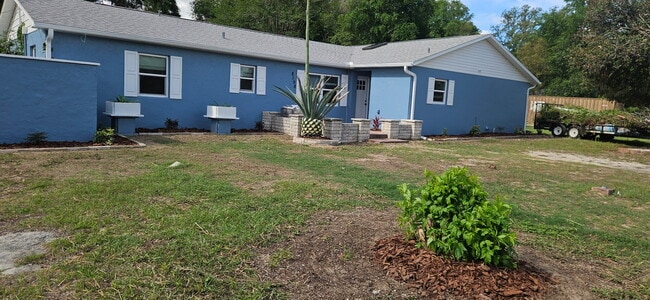 property at 8198 SE 164th Pl