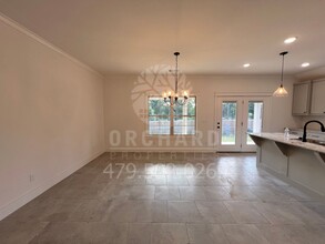 1040 Silver Birch St in Springdale, AR - Building Photo - Building Photo