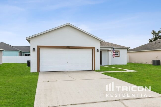 property at 1040 Dudley Dr
