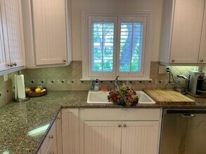 436 Poincianna Dr in Sarasota, FL - Building Photo - Building Photo