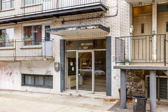 3495 Saint-Dominique Rue in Montréal, QC - Building Photo - Building Photo