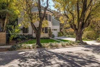 2330 Overbrook St in Miami, FL - Building Photo - Building Photo