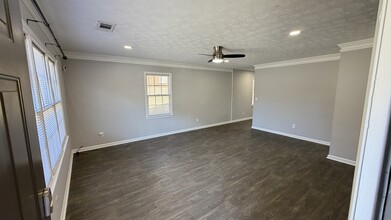 3461 Southgate Trail SE in Conyers, GA - Building Photo - Building Photo