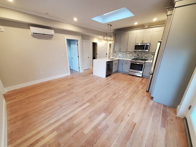 property at 21 Wallingford Rd