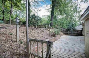 1732 Piedmont St in Jackson, MS - Foto de edificio - Building Photo