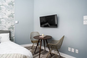 2020 R. Saint-Denis in Montréal, QC - Building Photo - Building Photo