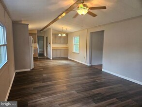 32 Elmer St in Franklin, NJ - Building Photo - Building Photo