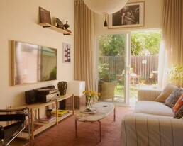 12473 Gilmore Ave, Unit 1/2 in Los Angeles, CA - Building Photo