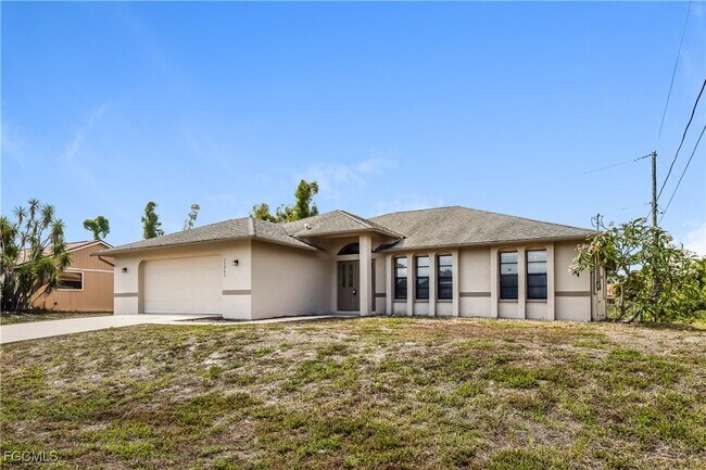 17365 Castile Rd in Ft. Myers, FL - Building Photo - Building Photo