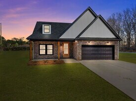 345 Lake Farm Dr in Salisbury, NC - Building Photo