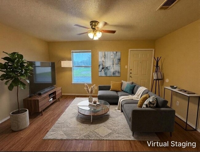 1603 Cedarhill Dr, Unit # D