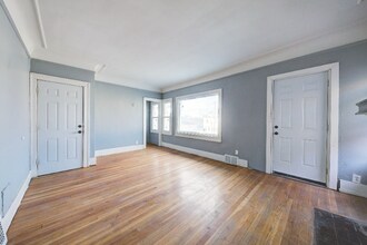 12080 Santa Rosa Dr in Detroit, MI - Building Photo - Building Photo