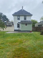 221 Dickinson Rd in Glassboro, NJ - Building Photo - Building Photo