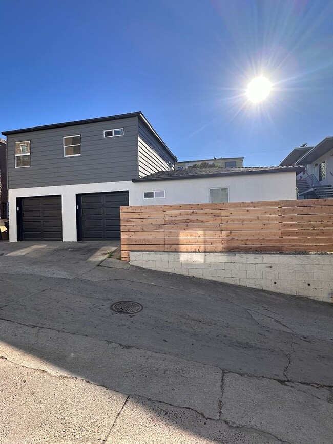 4146 Udall St in San Diego, CA - Building Photo - Building Photo