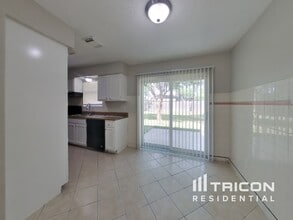 7519 Lobera Dr in Houston, TX - Building Photo - Building Photo