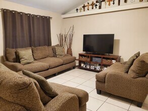 2809 N 30th St in McAllen, TX - Building Photo - Building Photo