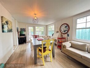 819 SW 9th Terrace in Fort Lauderdale, FL - Building Photo - Building Photo