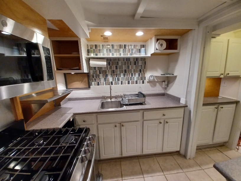 73 Weaver St, Unit A in Greenwich, CT - Building Photo