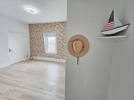 23 Benedict St, Unit Somerville unit 3 in Somerville, MA - Building Photo