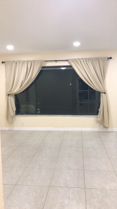 3901 NW 115th Ter in Sunrise, FL - Building Photo