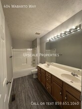 404 Wabarto Way in Nicholasville, KY - Building Photo - Building Photo