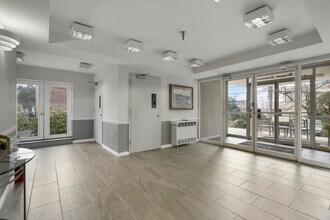 501 N Barry Ave in Mamaroneck, NY - Building Photo - Building Photo