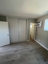 20033 Saticoy St in Los Angeles, CA - Building Photo - Building Photo