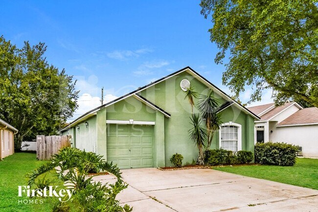 1557 Slash Pine Ct in Orange Park, FL - Foto de edificio - Building Photo