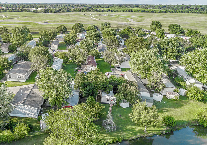 Lamplighter Mobile Home Park in Wichita, KS - Building Photo