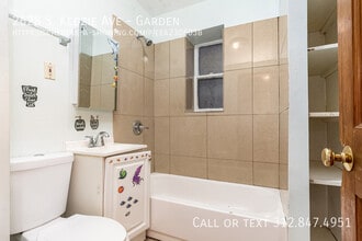 2628 S Kedzie Ave in Chicago, IL - Building Photo - Building Photo