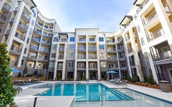 1160 S Johnson Ferry Rd NE in Atlanta, GA - Building Photo - Building Photo
