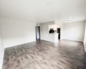 Sandpebble in Irving, TX - Building Photo - Building Photo