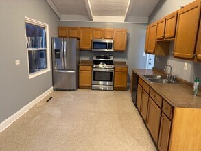 7100 Wilson Terrace in Morton Grove, IL - Building Photo - Building Photo