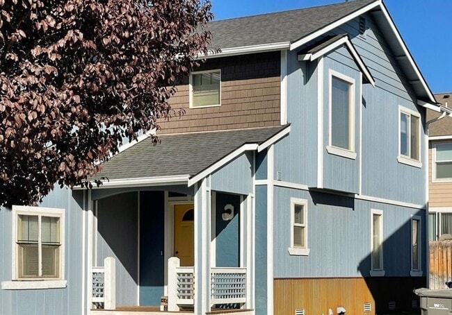 property at 2104 N Yellowstone St